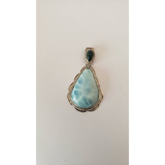 Vintage Larimar Pear Shape Pendant Set in Silver - Picture 3 of 10